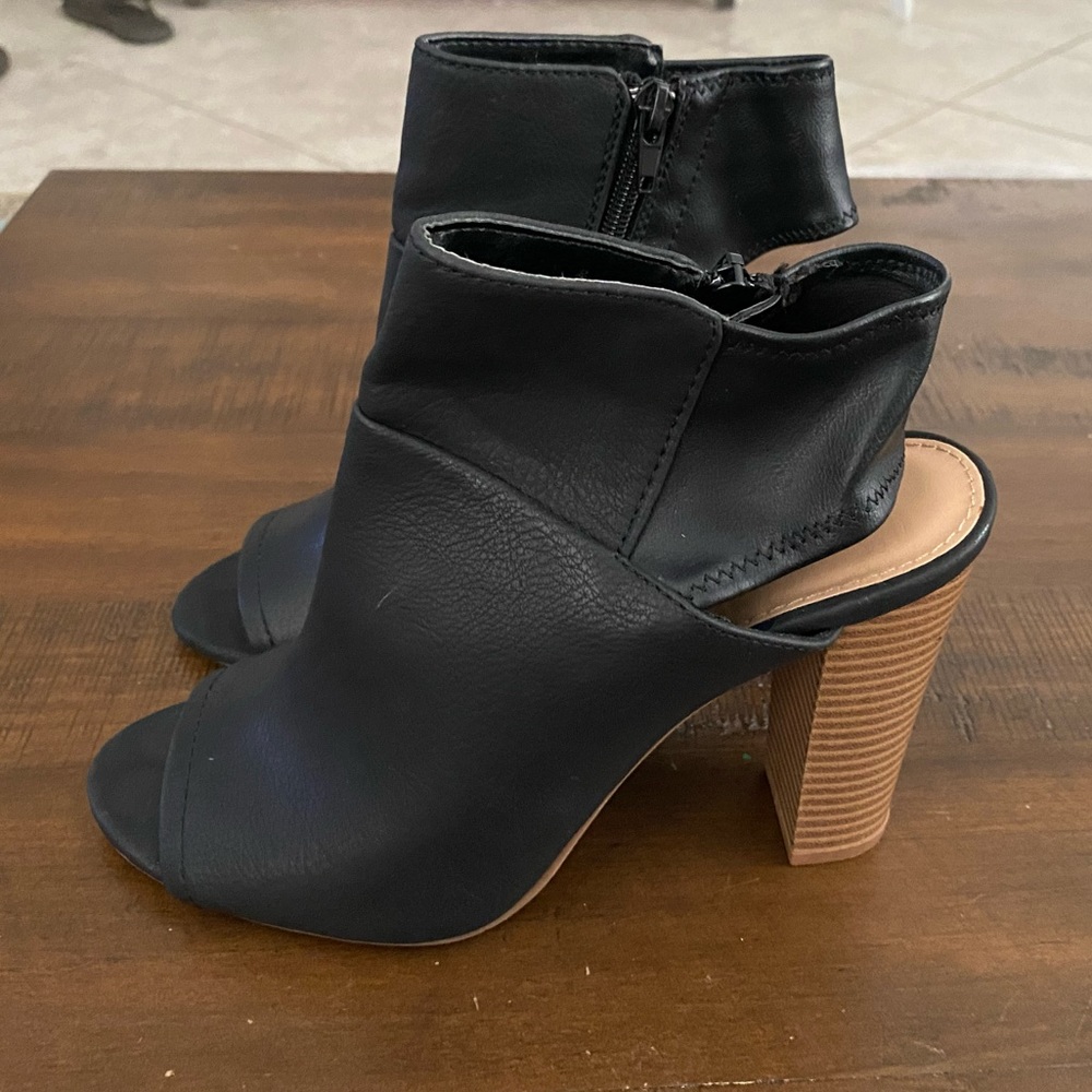 Express Leather Open Toed Heels